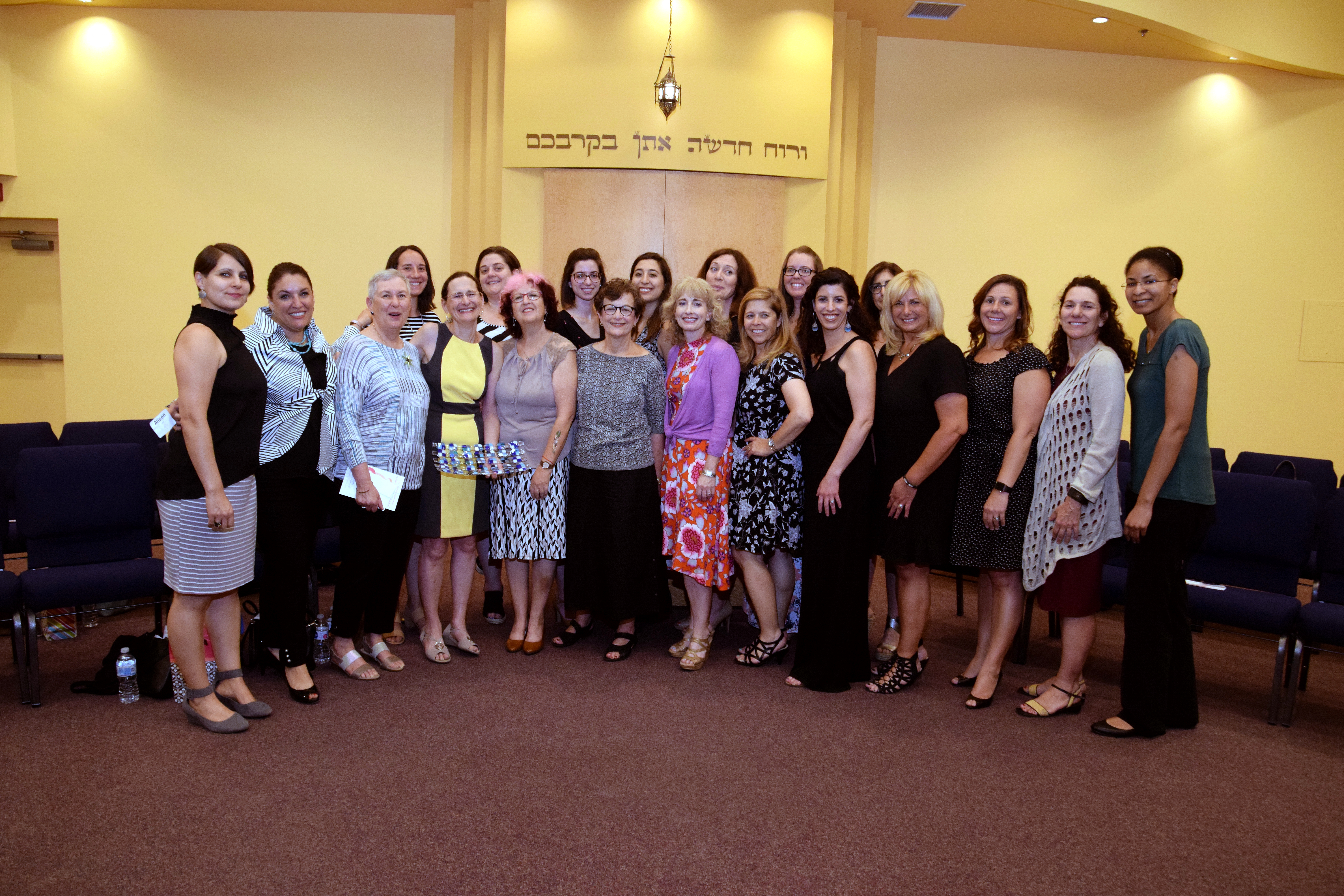 Jewish Women Change the Landscape of Communal Life Through Mentorship and Study